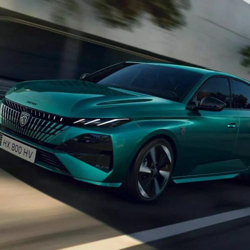 Peugeot 308 se renova para se manter atualizada e continua oferecendo versão perua